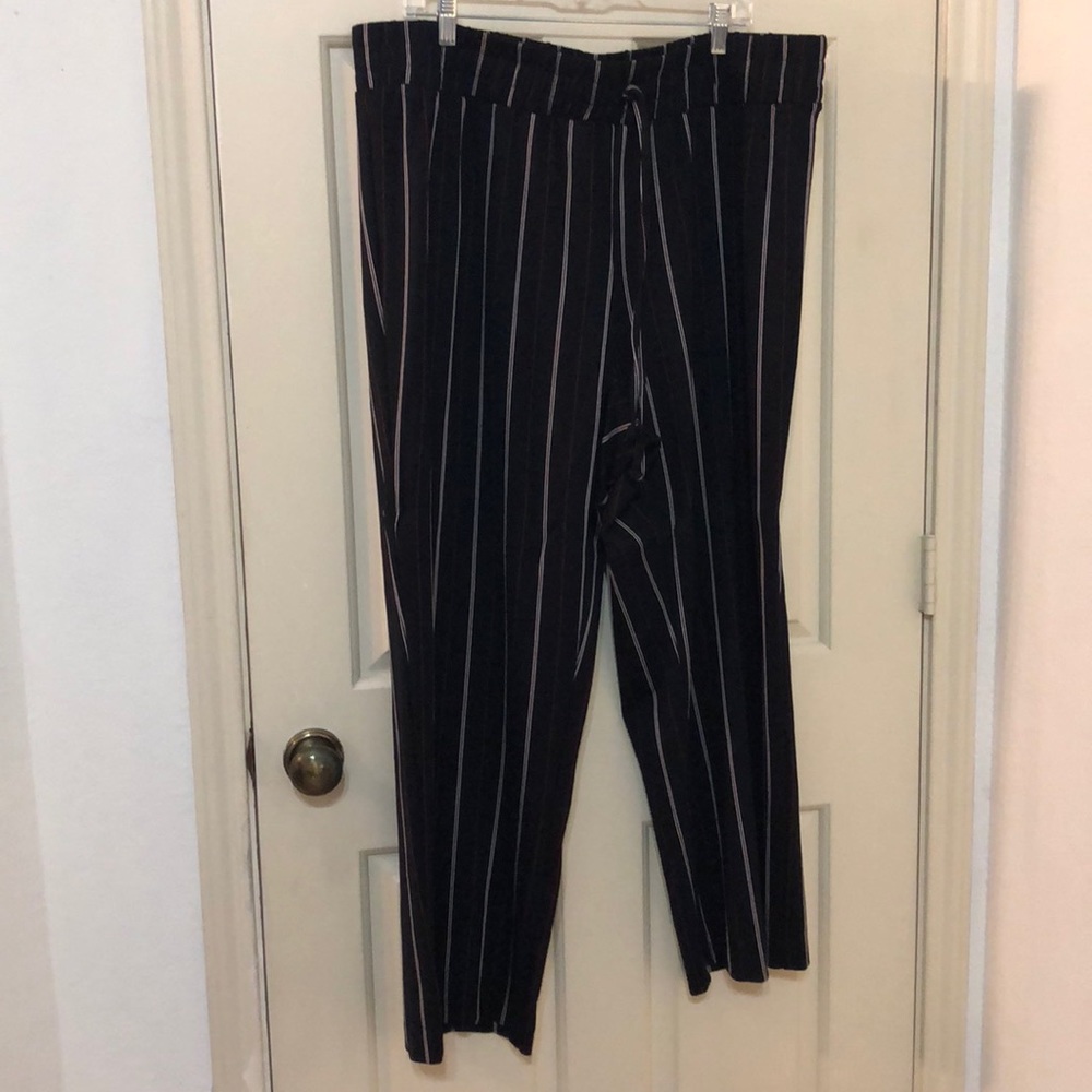 Elastic Waist Wide-Leg Striped Pant w/Drawstring